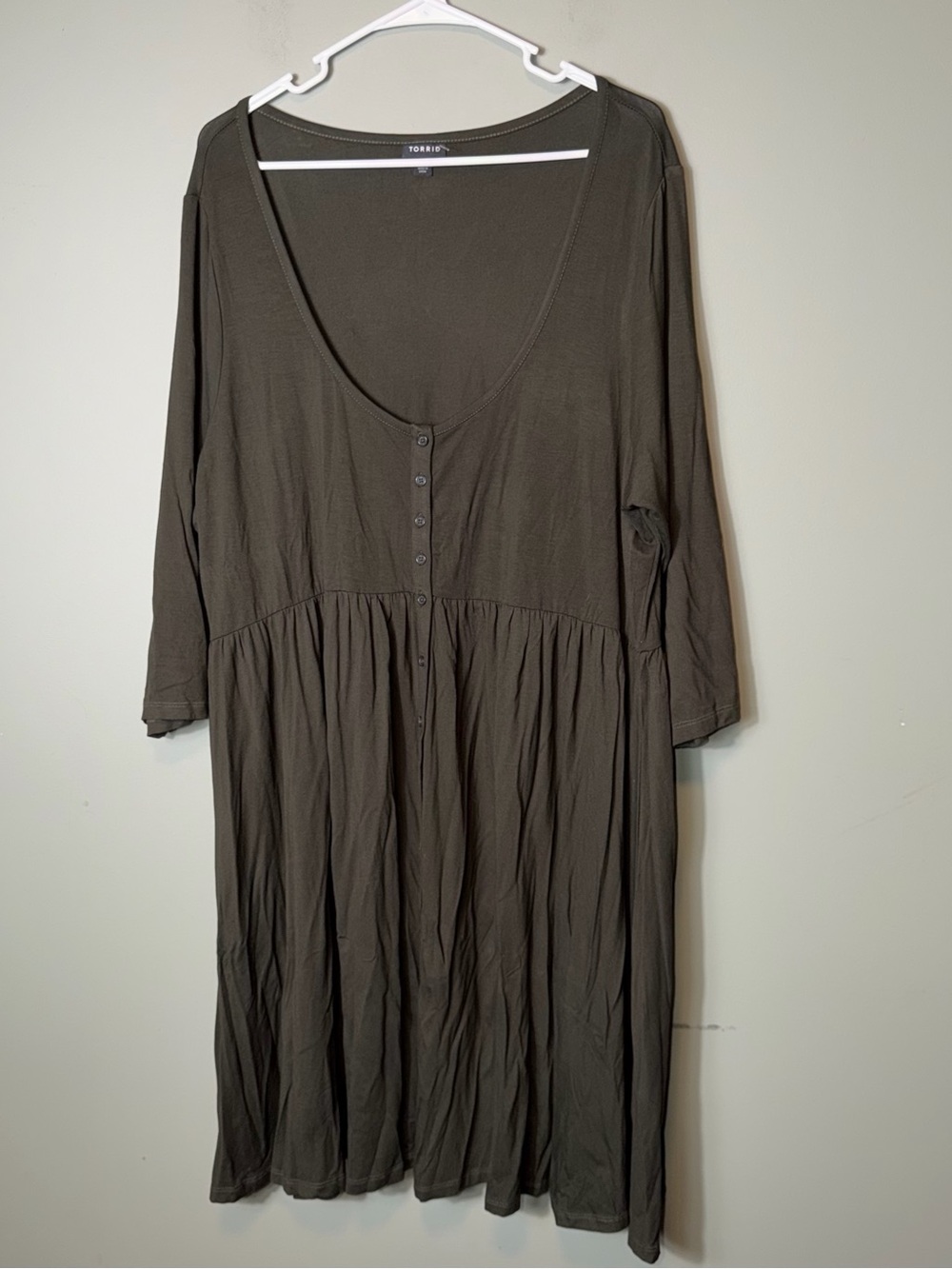 Torrid Women’s Olive Green Babydoll Dress Size 2 (18/20)‎